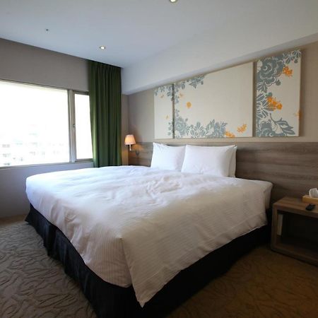 Aeris International Hotel Taizhong Zewnętrze zdjęcie