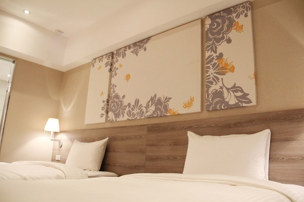 Aeris International Hotel Taizhong Zewnętrze zdjęcie