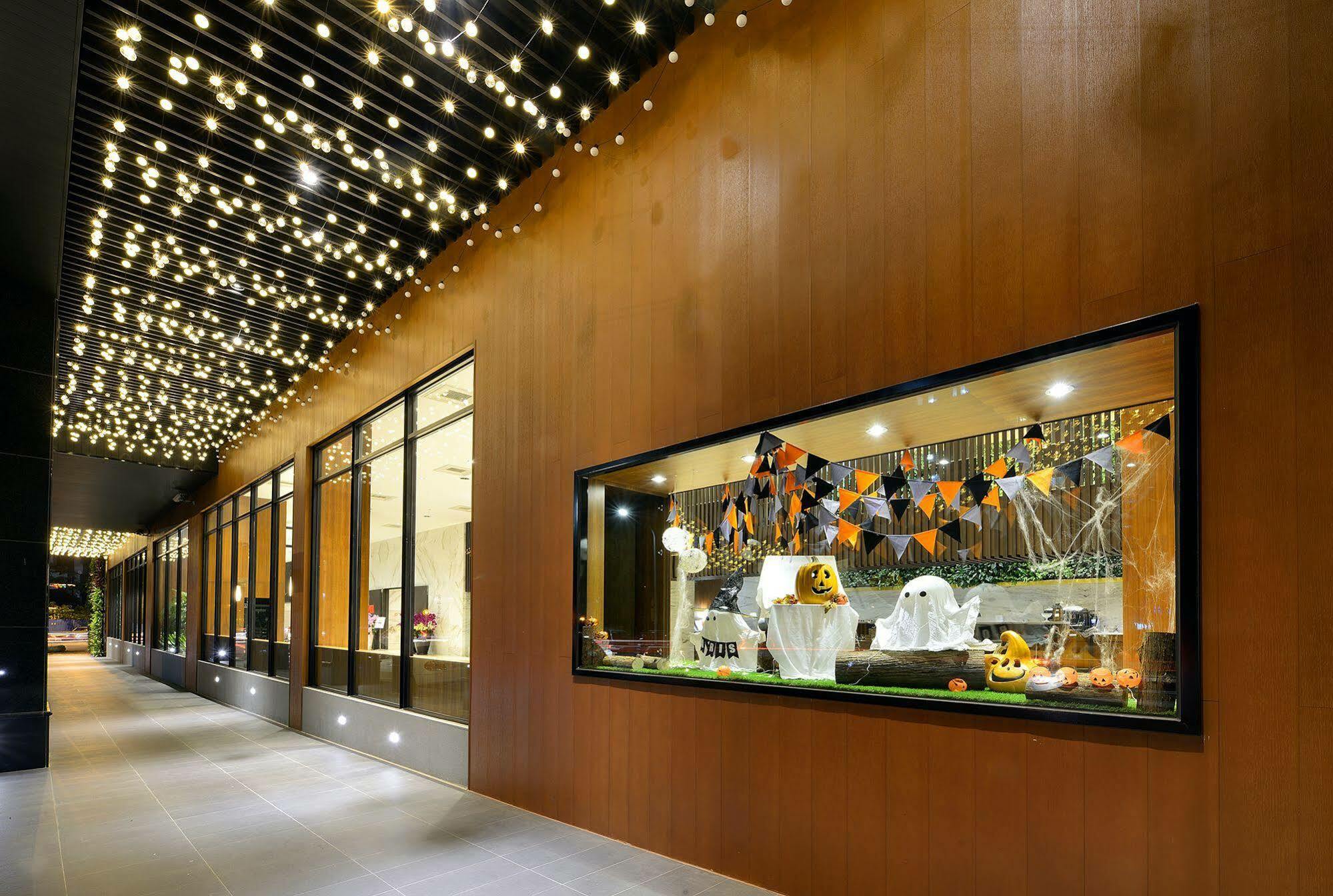 Aeris International Hotel Taizhong Zewnętrze zdjęcie